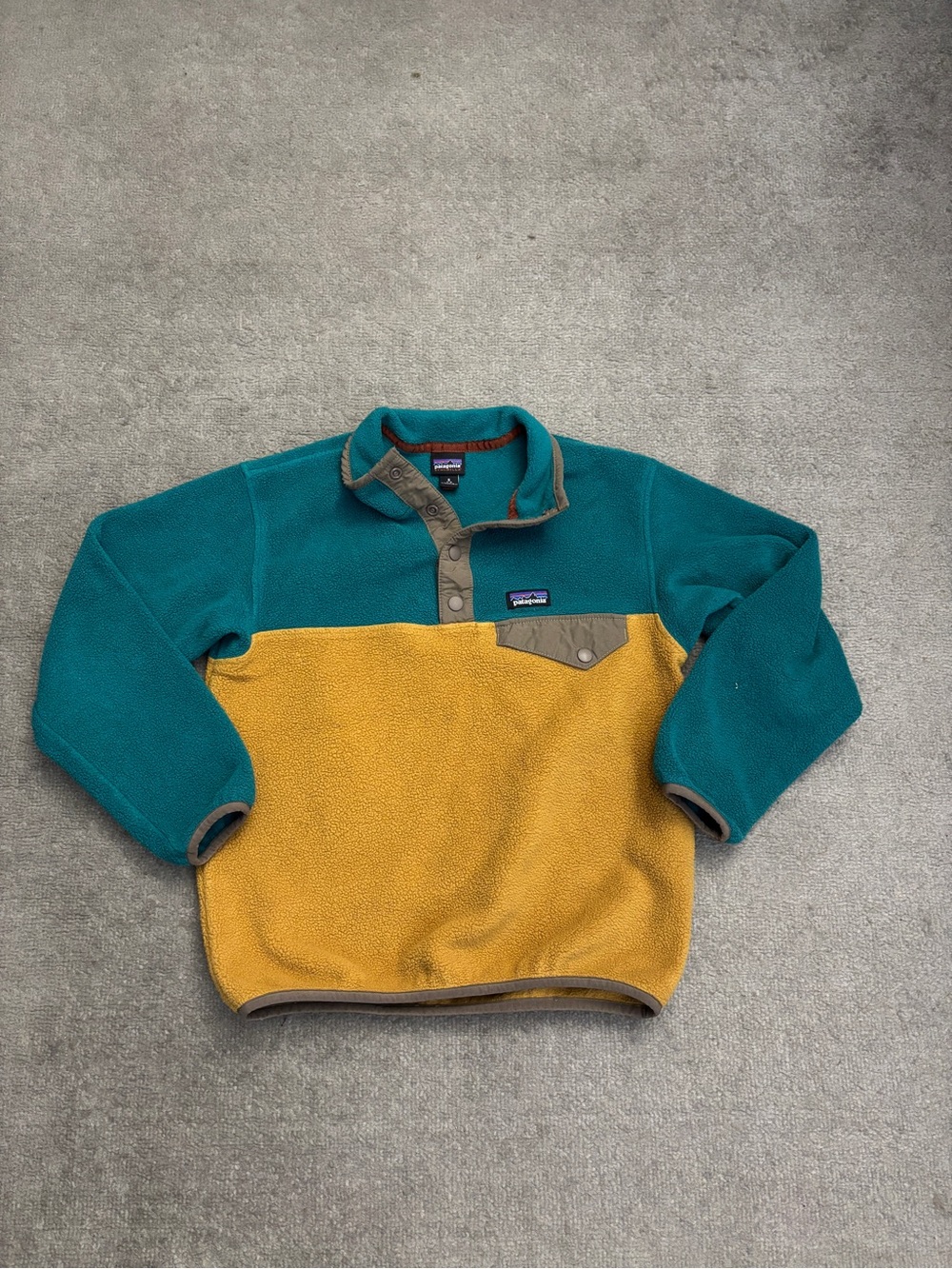 Patagonia Light Weight Synchilla Snap-T Fleece Pullover Youth Boys